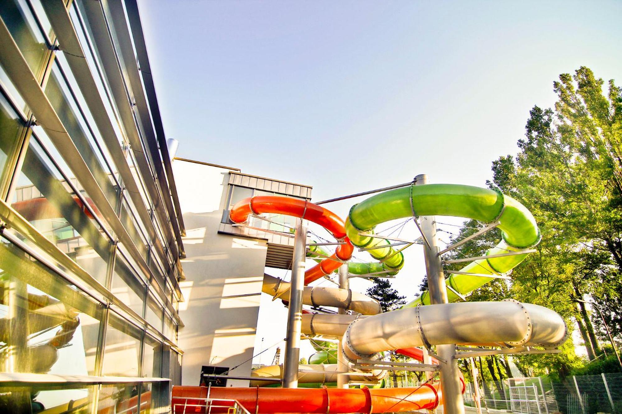 Aqua-Zdroj Hotel Walbrzych Ngoại thất bức ảnh
